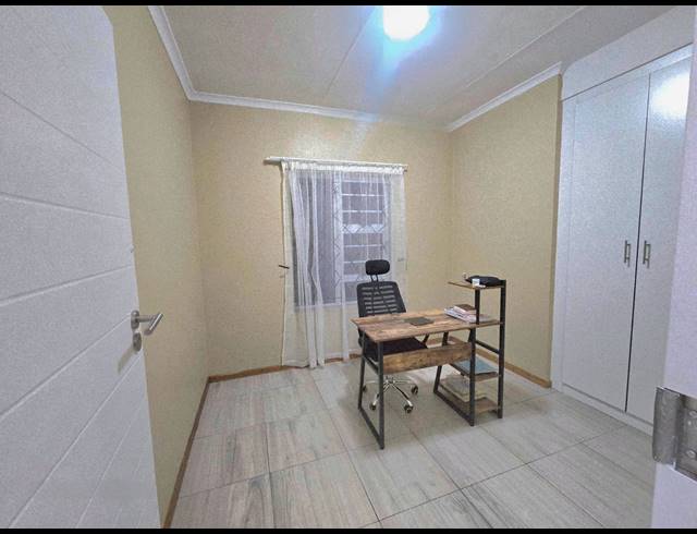 3 BEDROOM TOWNHOUSE FOR SALE IN DIE HEUWEL